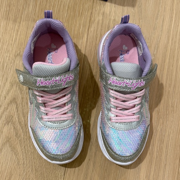 NWT Skechers Girls Heart Light Slip on Sneakers - Pink and Silver size 12.5 - Picture 2 of 8